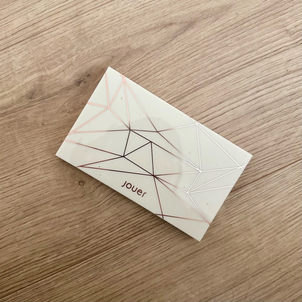 ⭐FREE⭐ Jouer Cosmetics Rose Gold Matte & Shimmer Eye Shadow Palette